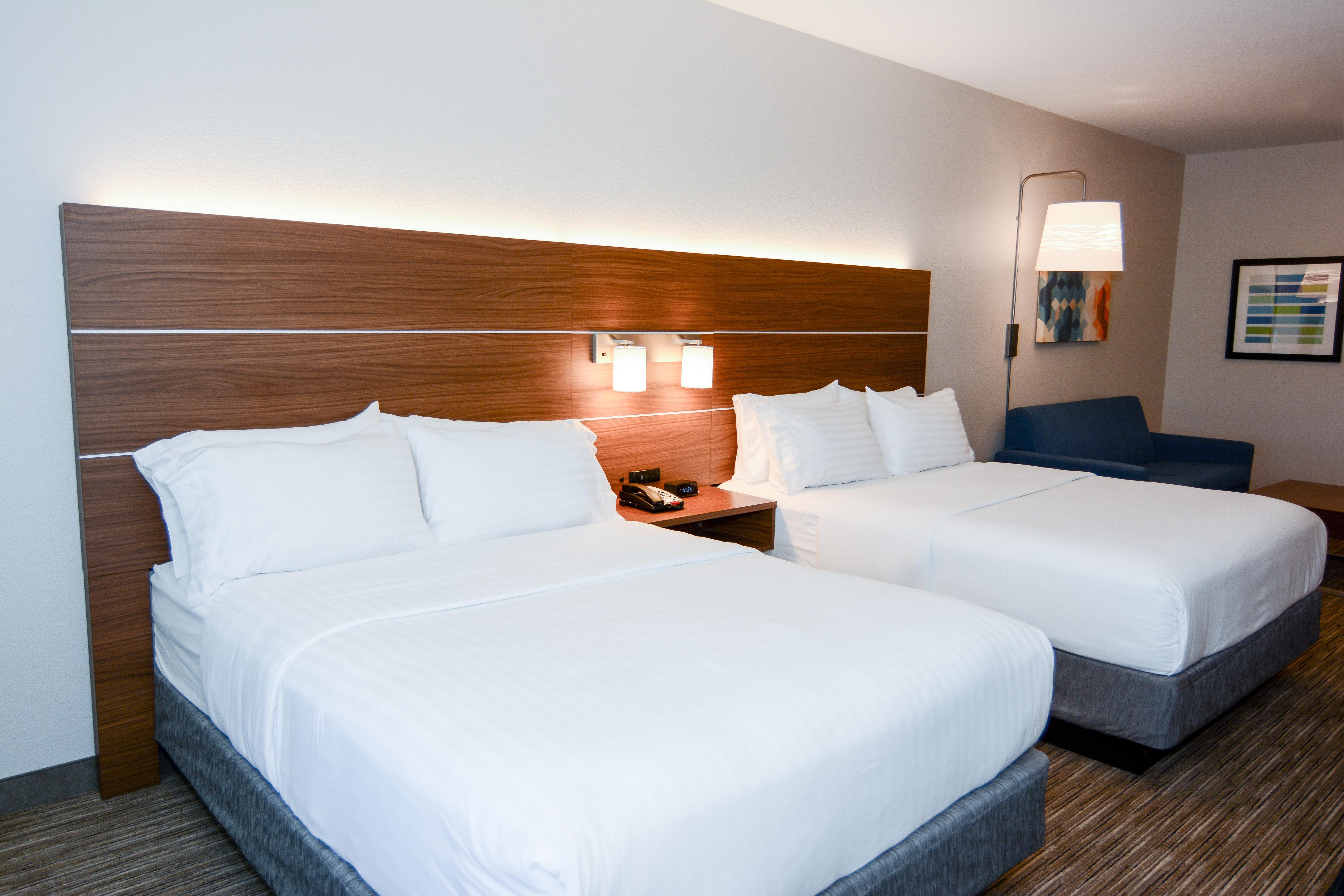 Holiday Inn Express Hotel & Suites New Boston By Ihg Exterior photo