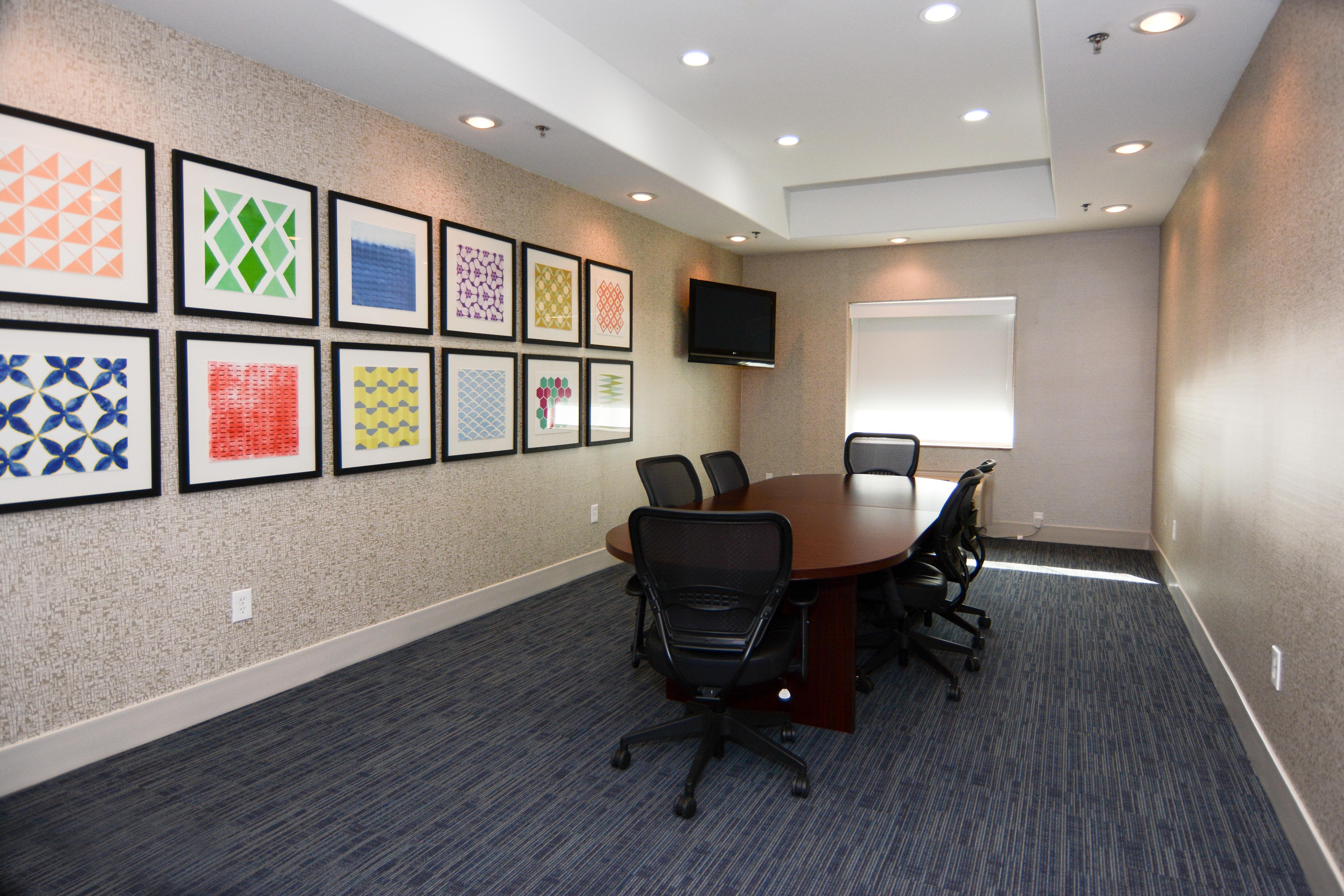 Holiday Inn Express Hotel & Suites New Boston By Ihg Exterior photo